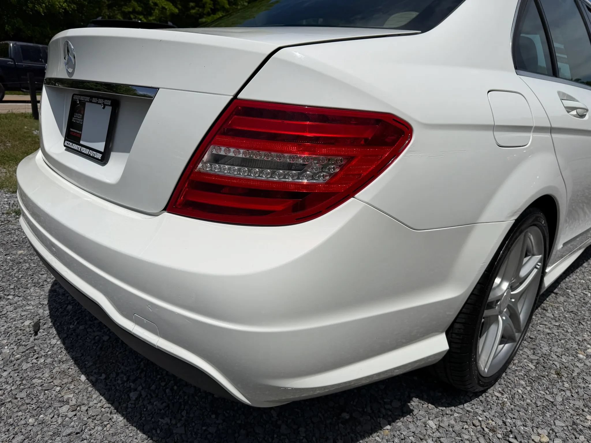 Used 2013 Mercedes-Benz C 250 Sedan image 13