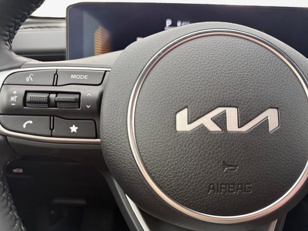 New 2026 Kia K5 GT-Line image 25