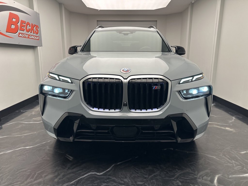 Used 2023 BMW X7 M60i w/ Executive Package image 41