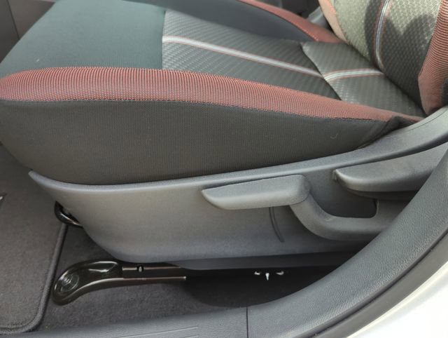 New 2025 Nissan Versa SR w/ Trunk Package image 22