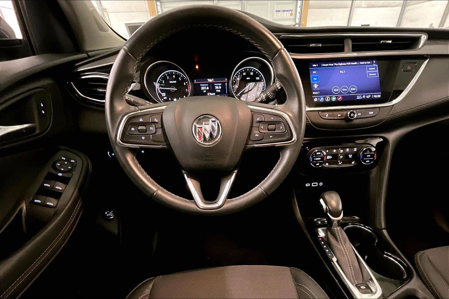 Used 2021 Buick Encore GX Select w/ Sport Touring Package image 5