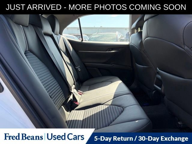 Used 2024 Toyota Camry SE w/ Convenience Package FWD image 15