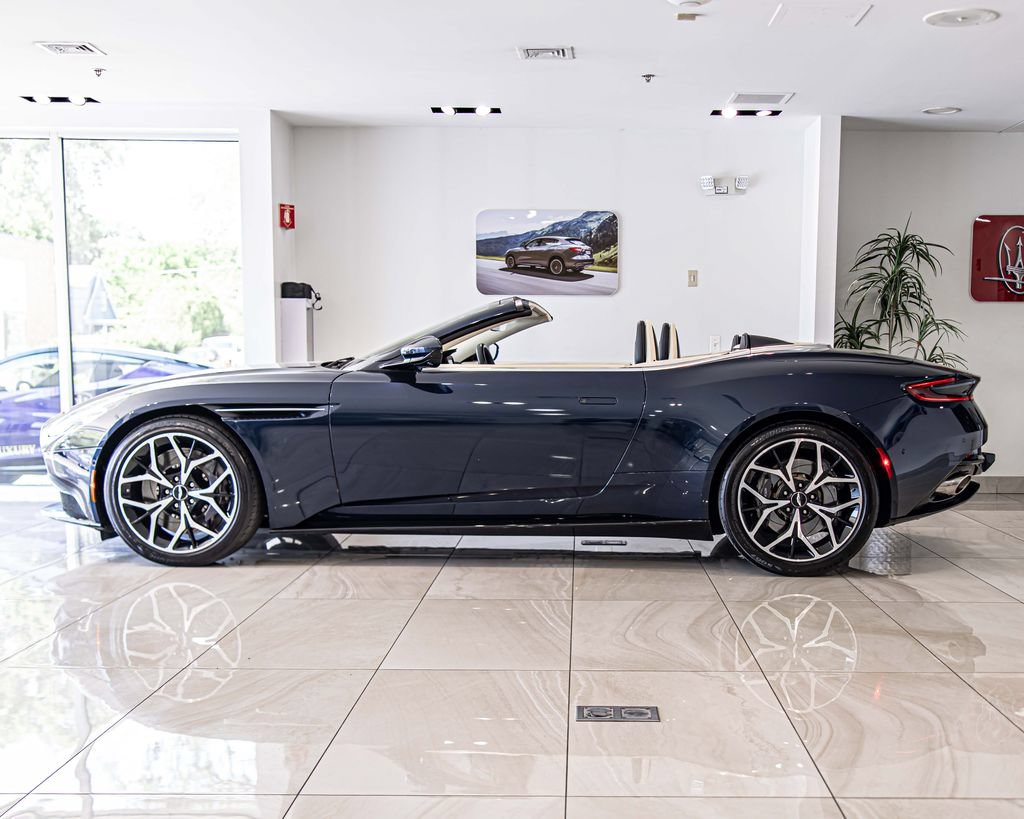 Used 2019 Aston Martin DB11 Volante RWD image 6