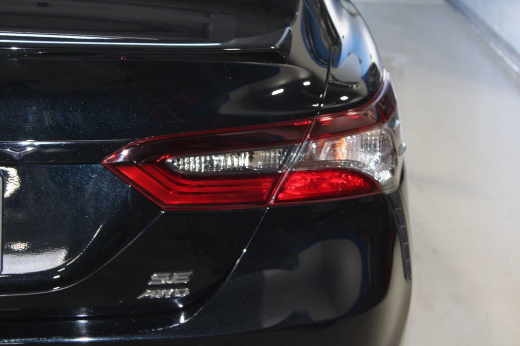 Used 2024 Toyota Camry SE AWD/4WD image 37