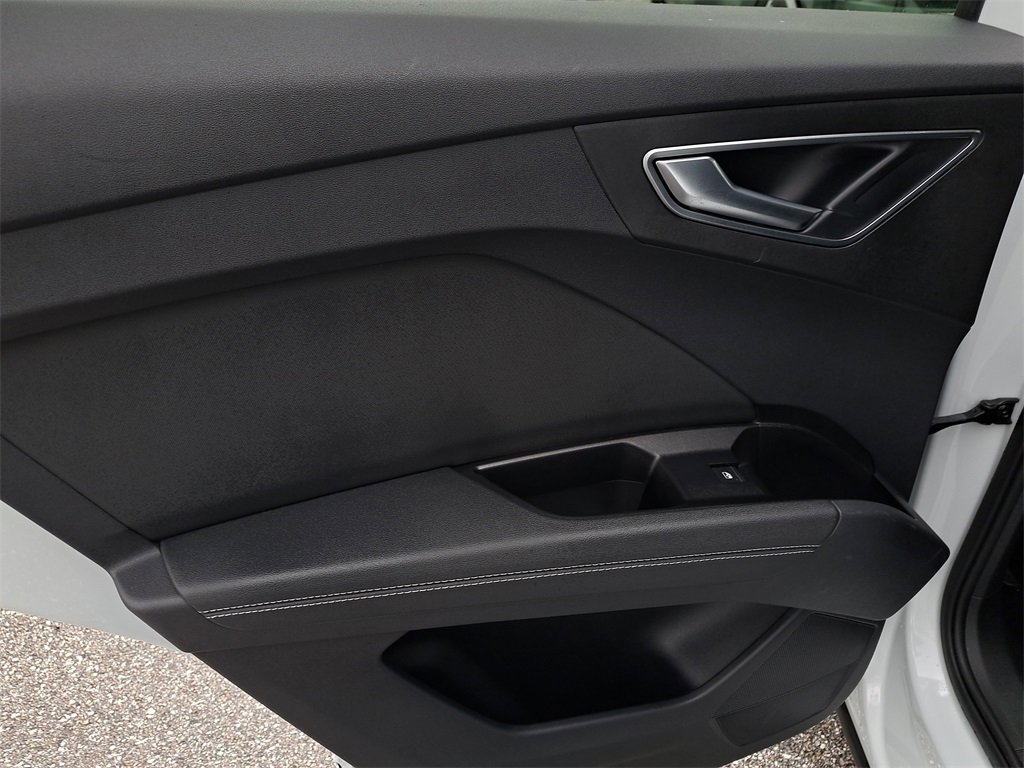 Certified 2024 Audi Q4 e-tron Premium Plus w/ Premium Plus image 29