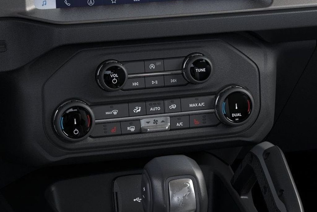 New 2025 Ford Bronco Badlands w/ Sasquatch Package AWD/4WD image 19