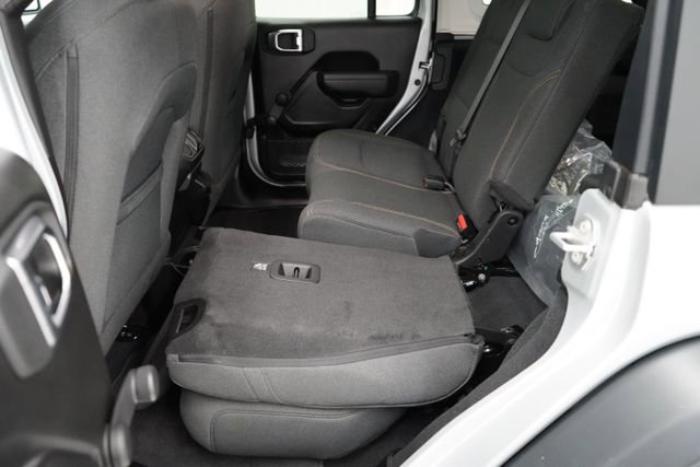 Used 2024 Jeep Wrangler Sport image 47