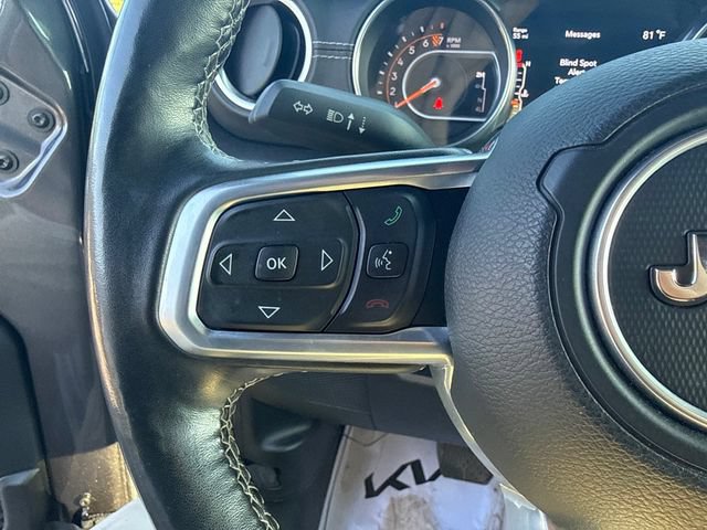 Used 2019 Jeep Wrangler Unlimited Sahara AWD/4WD image 22