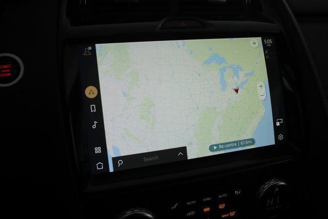 Used 2021 Jaguar E-PACE 300 Sport image 5