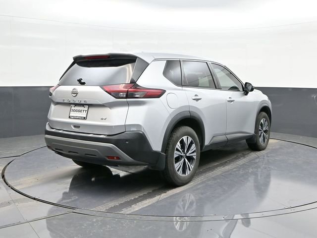 Used 2022 Nissan Rogue SV FWD image 11
