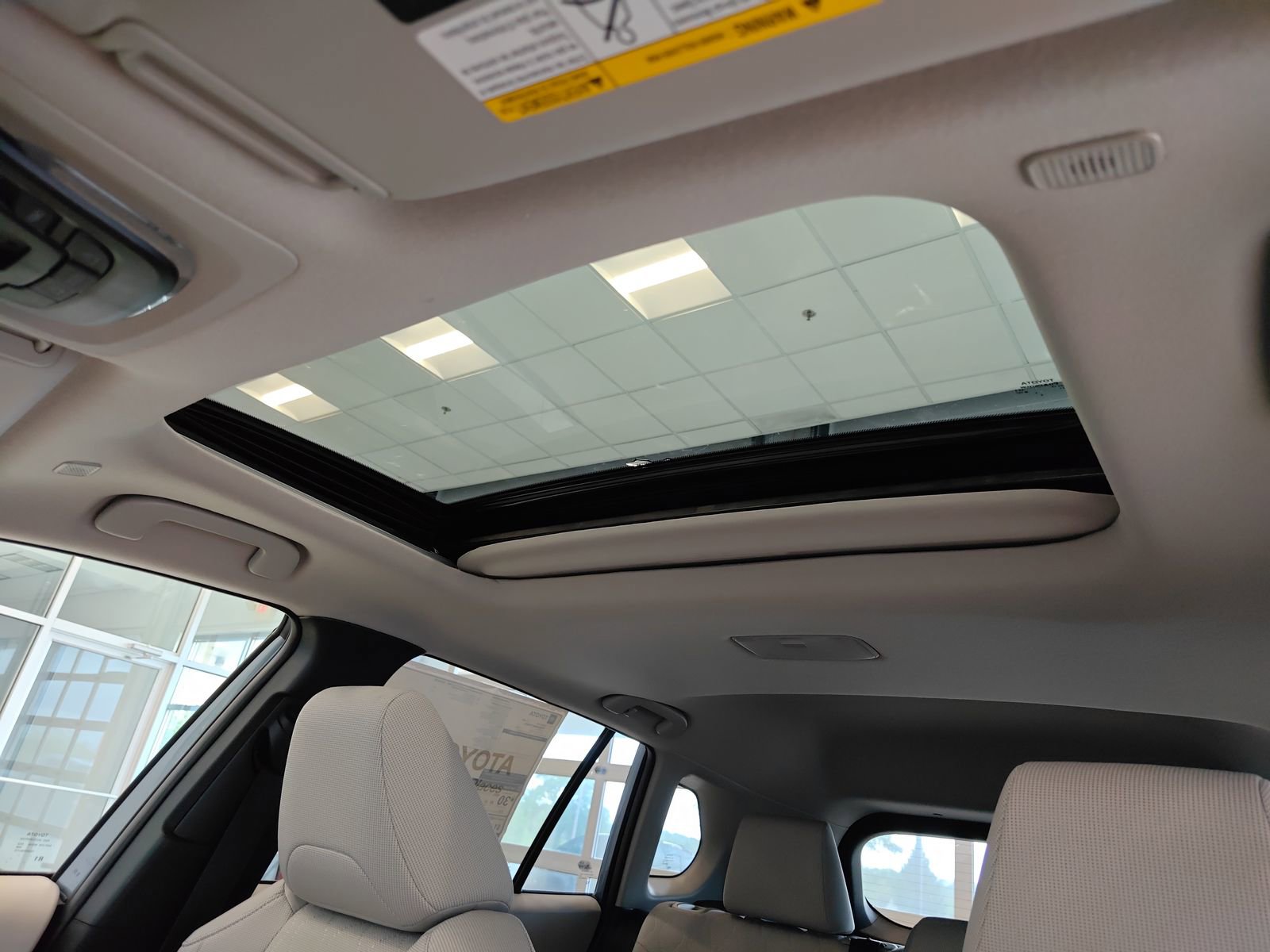 New 2026 Toyota Corolla Cross LE w/ Moonroof Package image 11