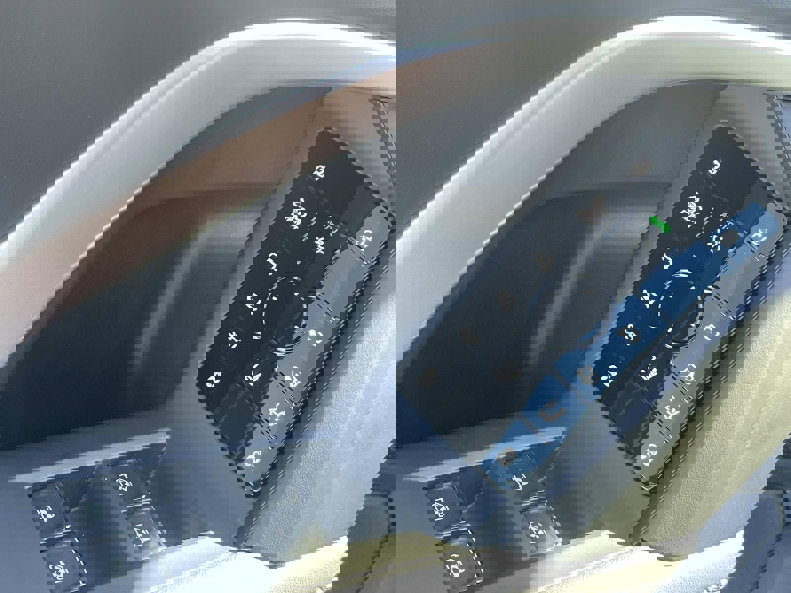 Used 2025 Audi Q5 Premium Plus w/ Premium Plus image 17