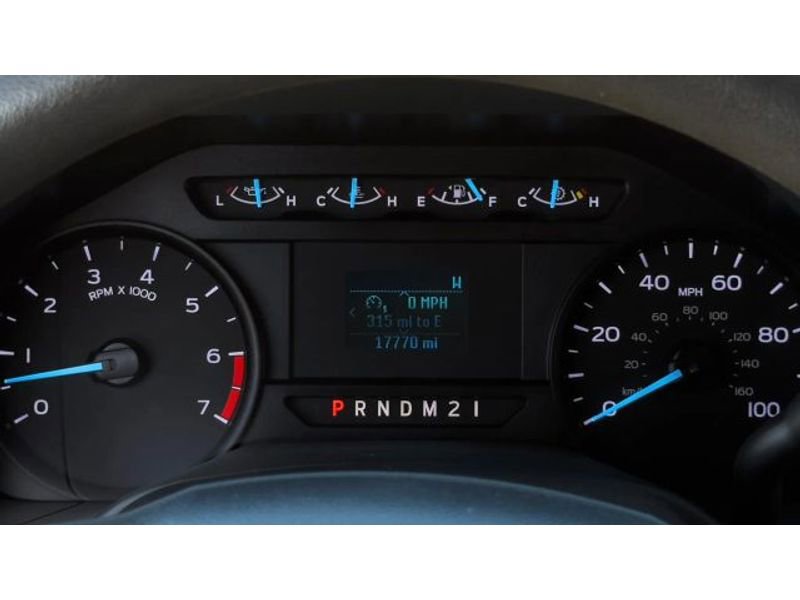 Used 2022 Ford F250 XL w/ Power Equipment Group image 33