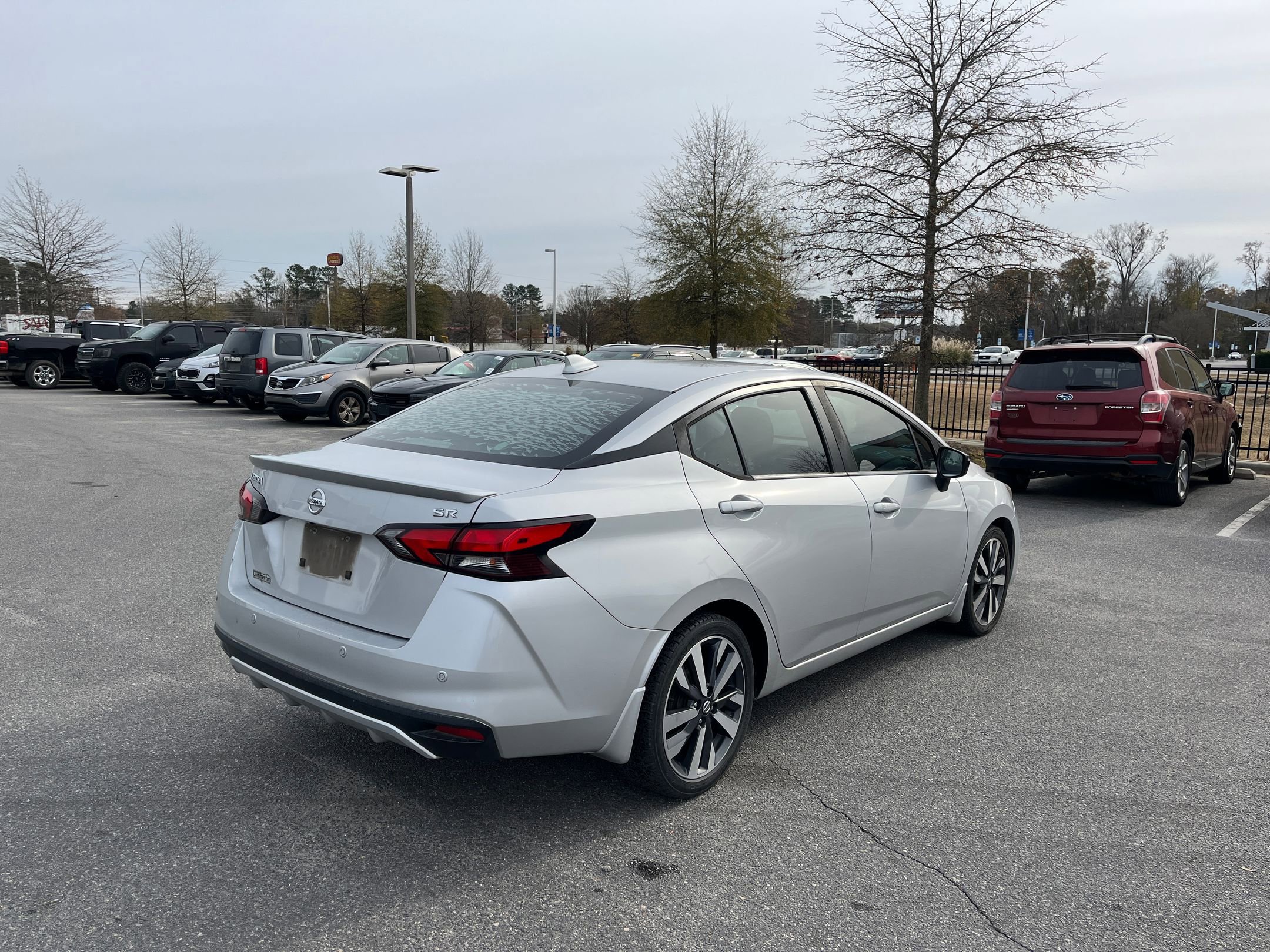 Used 2020 Nissan Versa SR image 9