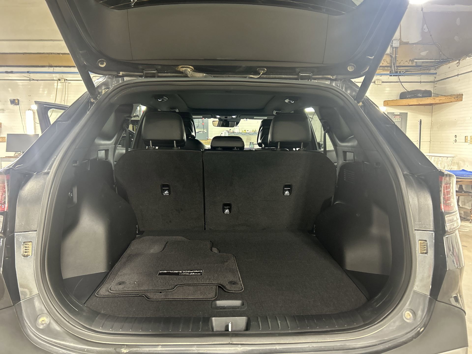 Used 2024 Kia Sportage X-Line w/ X-Line Premium Package image 27
