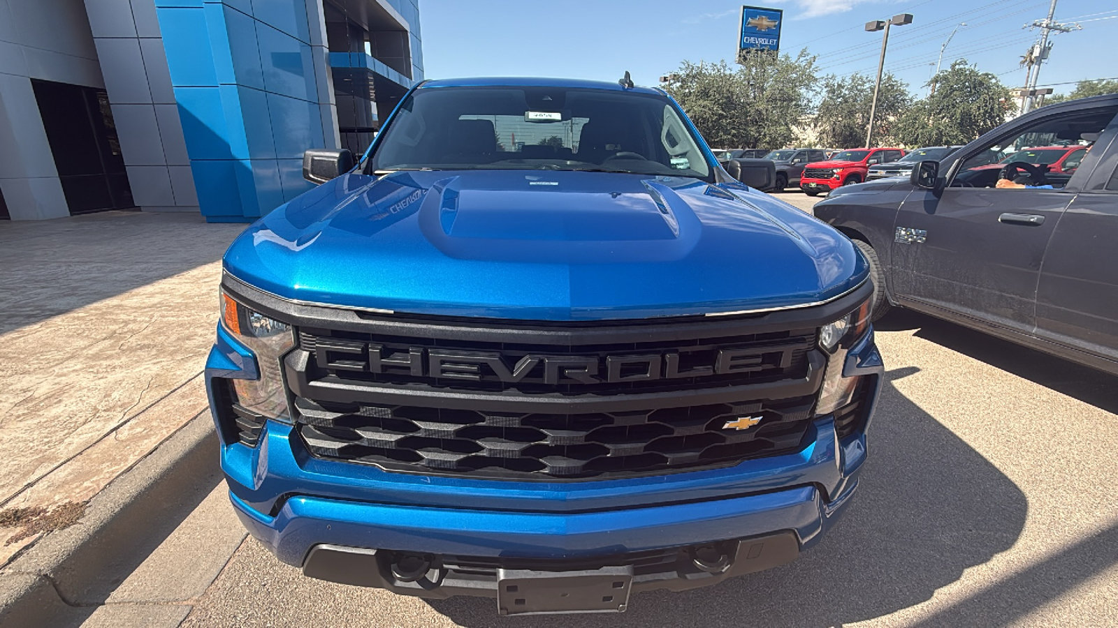 Used 2024 Chevrolet Silverado 1500 Custom RWD image 2