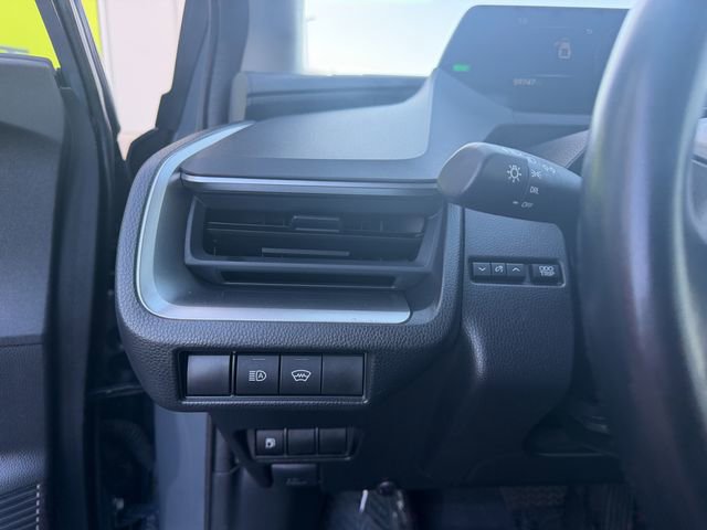 Used 2024 Toyota Prius LE image 19