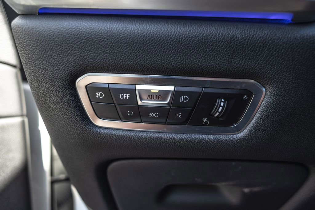 Used 2022 BMW X7 M50i w/ Cold Weather Package AWD/4WD image 22