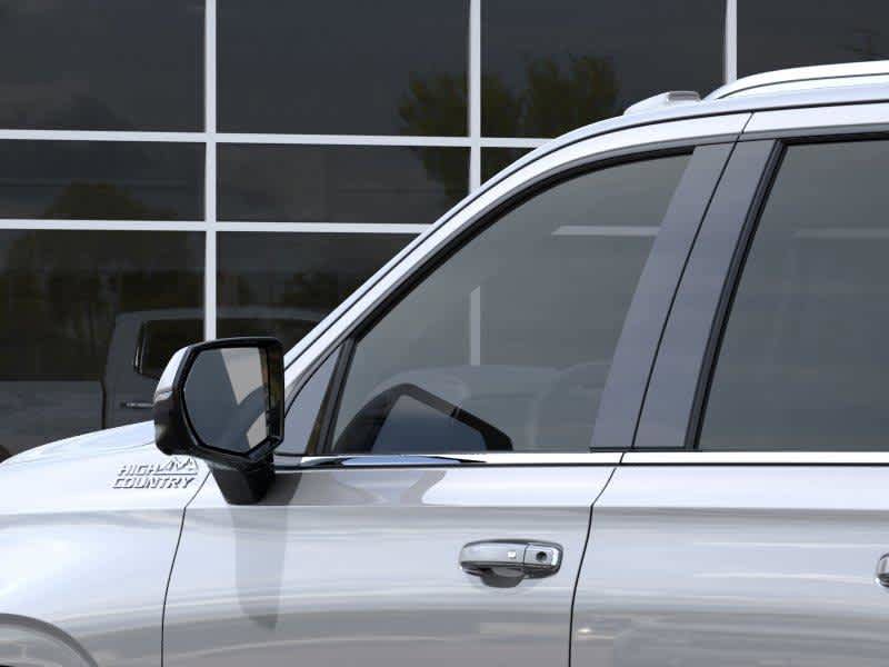 New 2026 Chevrolet Suburban High Country image 12