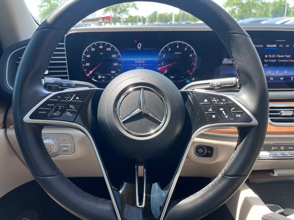 Used 2024 Mercedes-Benz GLE 350 4MATIC image 11