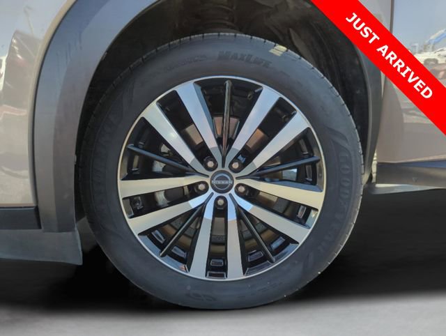 Certified 2023 Nissan Pathfinder Platinum image 48