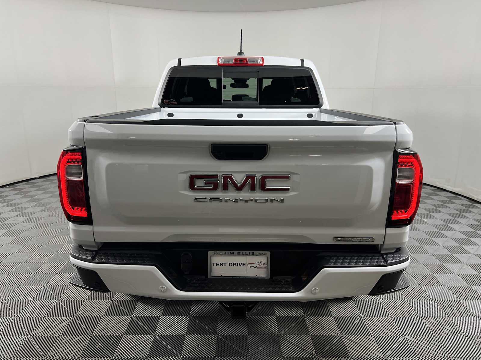New 2026 GMC Canyon Elevation RWD image 5