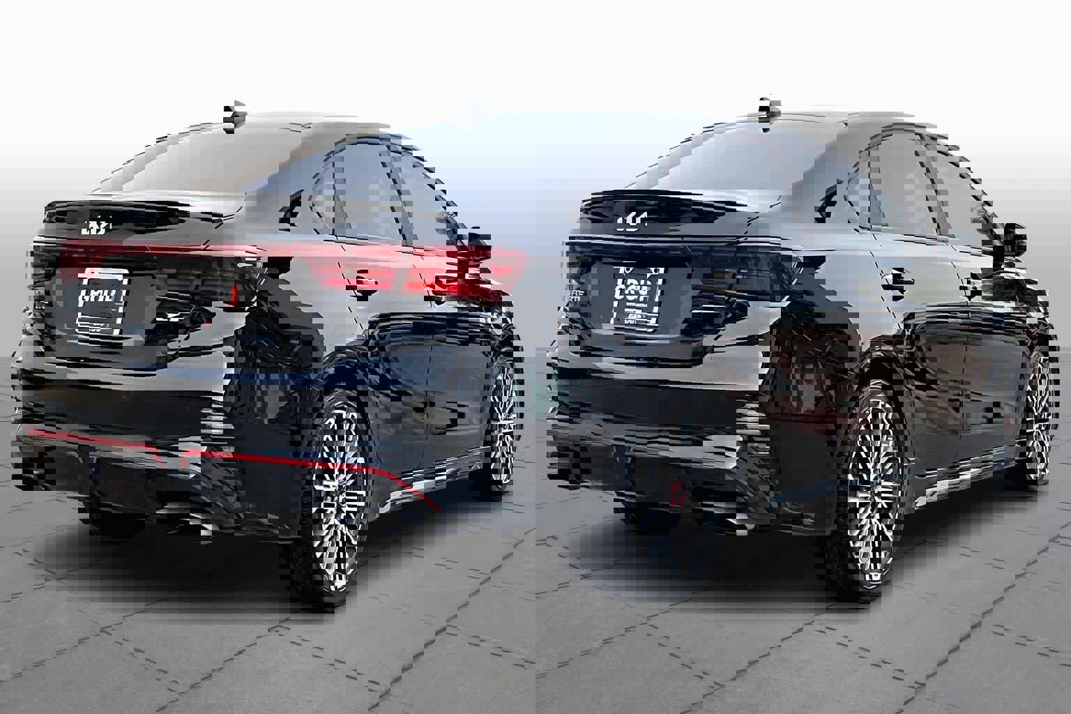 Used 2023 Kia Forte GT w/ GT2 Package image 13