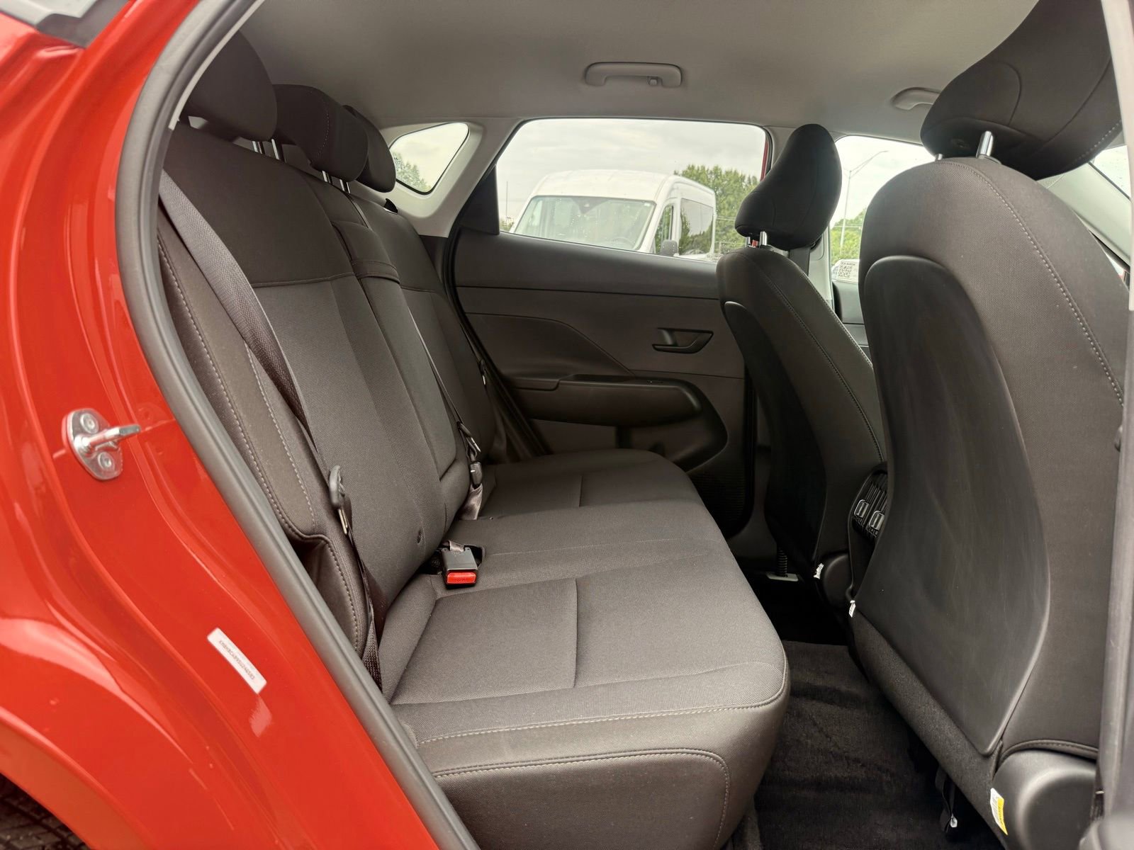 Used 2025 Hyundai Kona SEL image 25