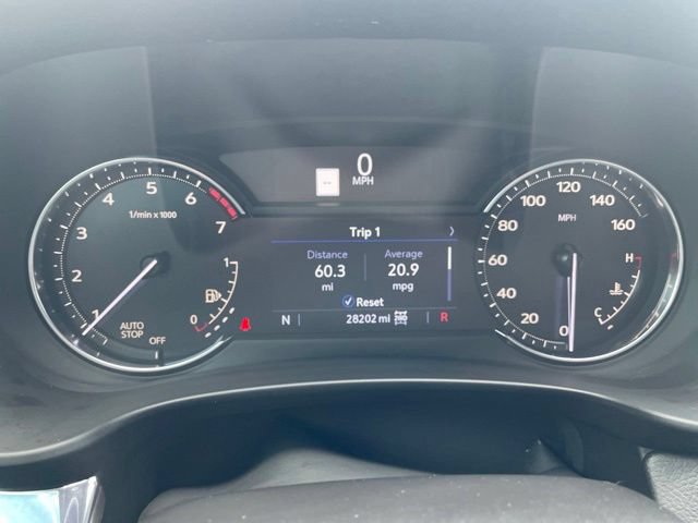 Used 2020 Cadillac XT4 Luxury w/ Cold Weather Package AWD/4WD image 23