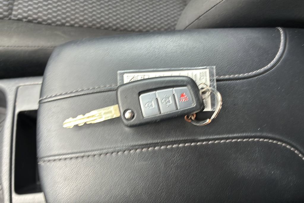 Used 2022 Nissan Rogue Sport S image 27