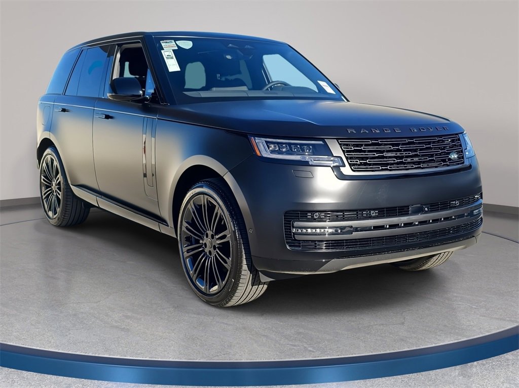 New 2026 Land Rover Range Rover SE image 3
