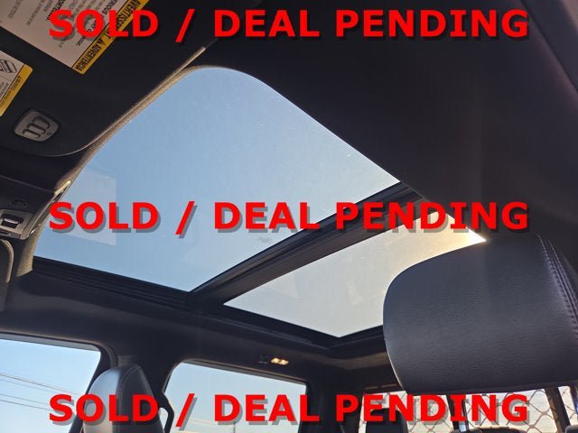 Used 2022 Ford F250 Lariat w/ Black Appearance Package AWD/4WD image 9