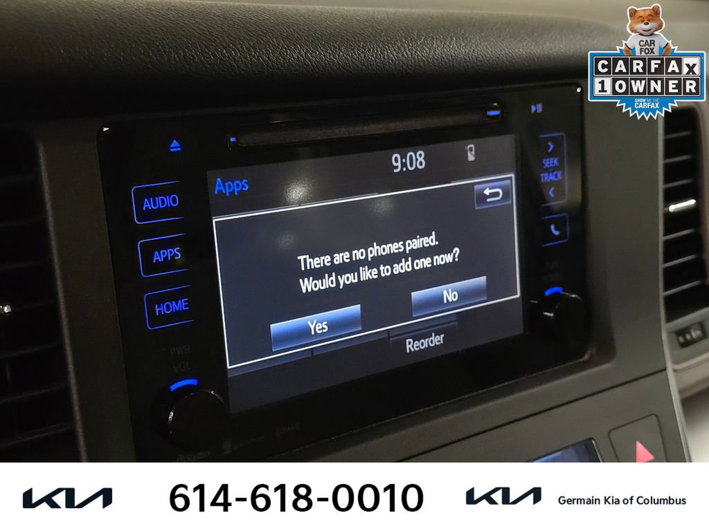 Used 2017 Toyota Sienna LE image 29