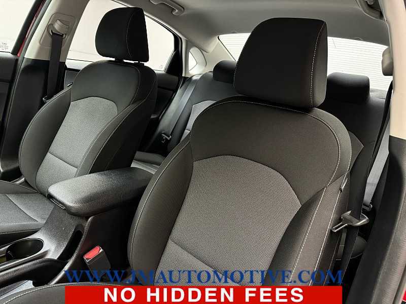 Used 2022 Kia Forte LXS image 13