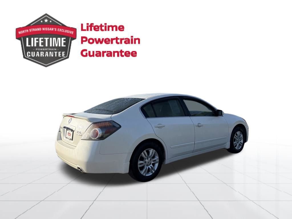 Used 2011 Nissan Altima 2.5 S w/ Special Edition Pkg FWD image 8