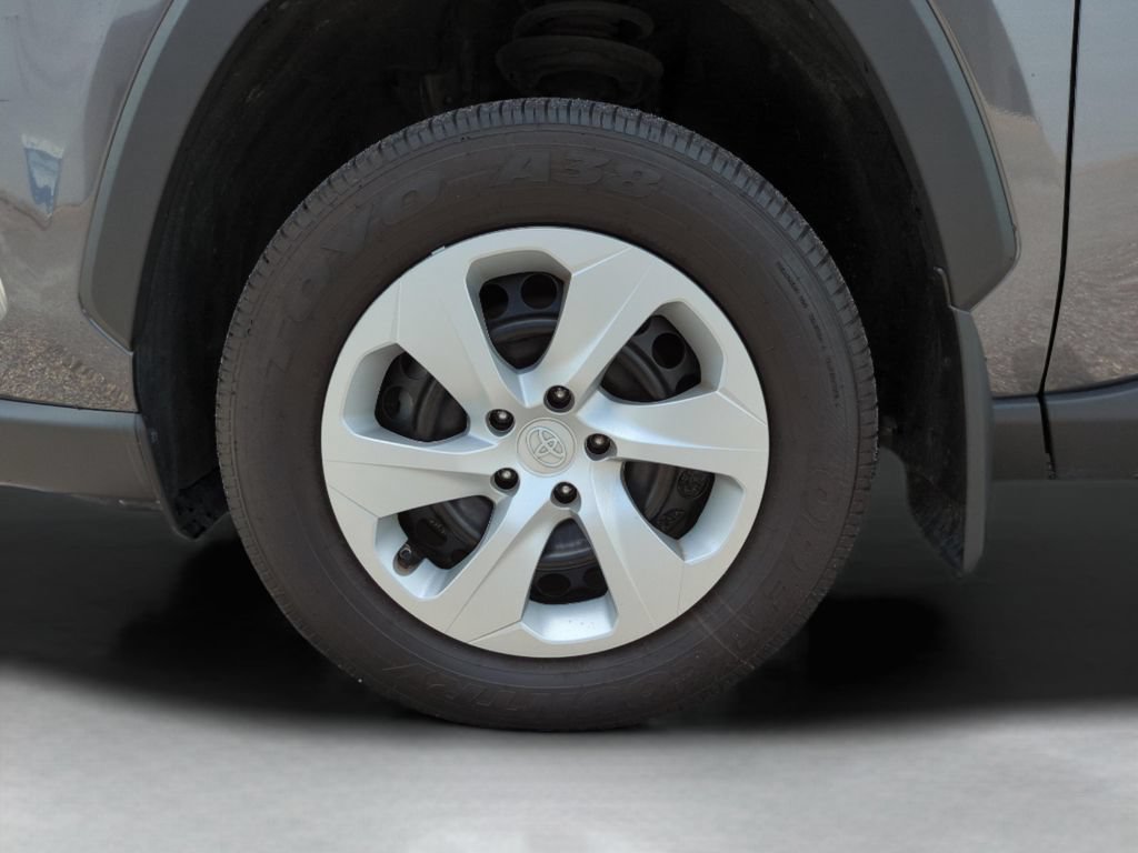 Used 2025 Toyota RAV4 LE FWD image 24
