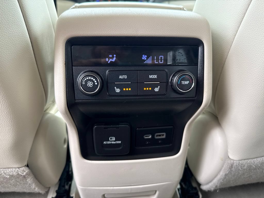 Used 2021 GMC Acadia Denali w/ Denali Technology Package FWD image 35