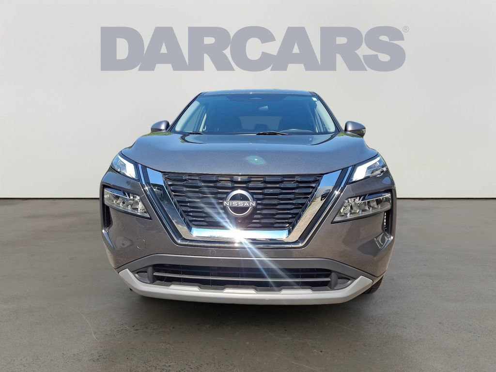 Used 2023 Nissan Rogue SV FWD image 2
