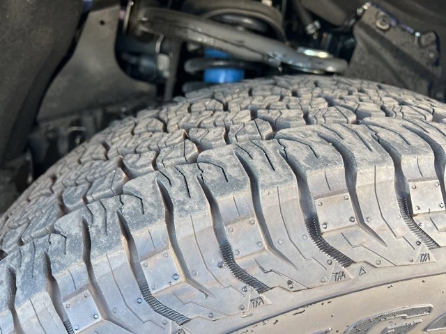 Certified 2025 Toyota Tacoma TRD Off-Road image 14