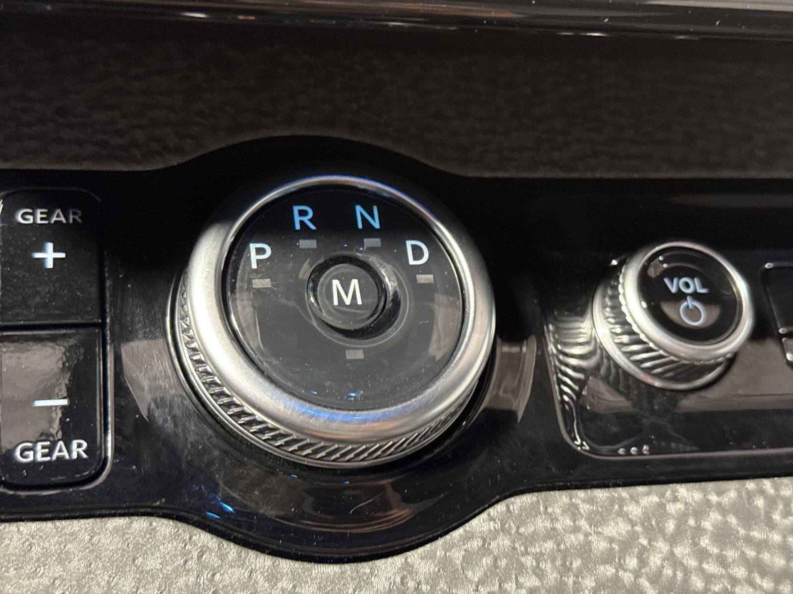 Used 2025 Ford Expedition Tremor AWD/4WD image 23