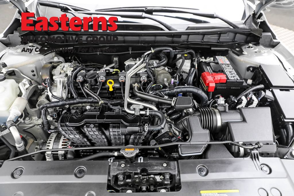 Used 2023 Nissan Altima 2.5 SR FWD image 7