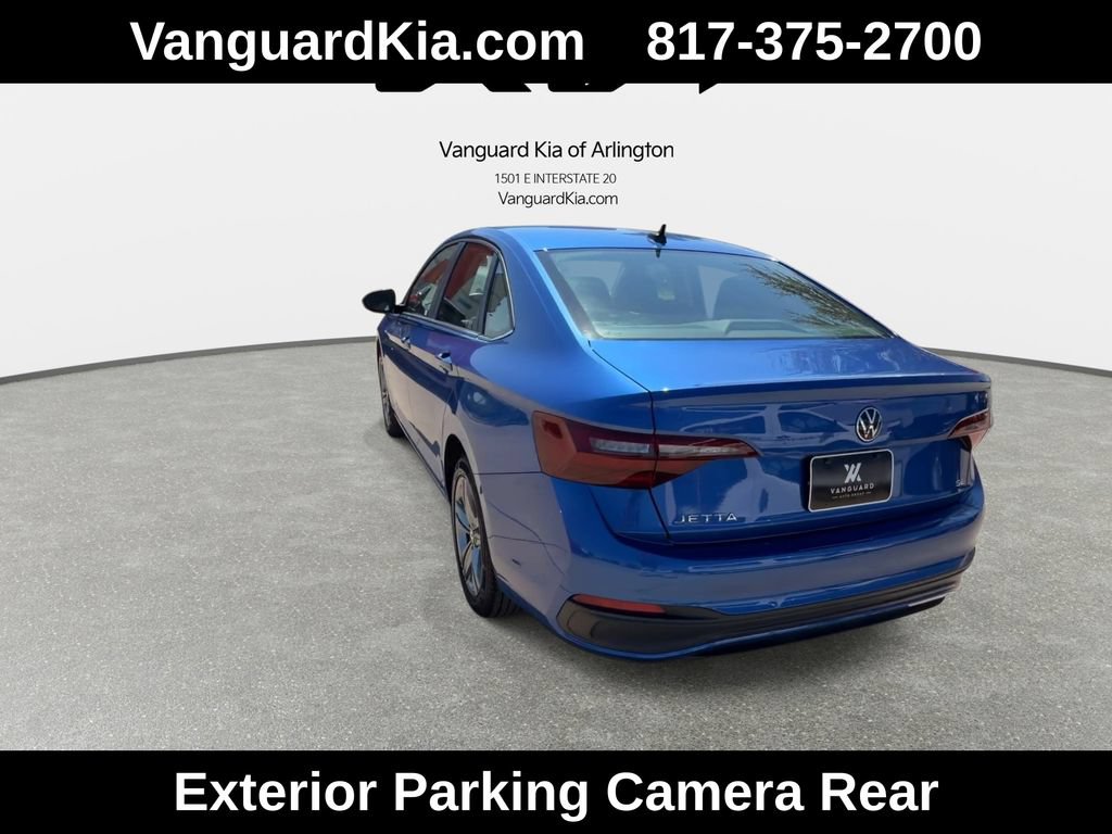 Used 2024 Volkswagen Jetta SE FWD image 8