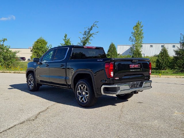 Used 2023 GMC Sierra 1500 SLE AWD/4WD image 7