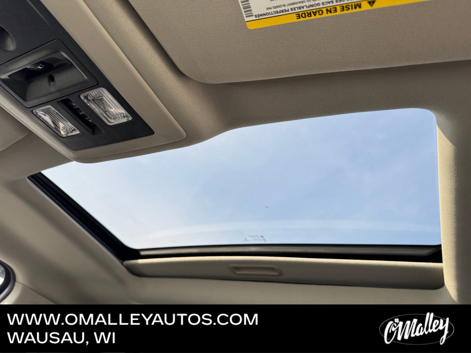 Used 2014 RAM 1500 Laramie w/ Trailer Tow Group image 23