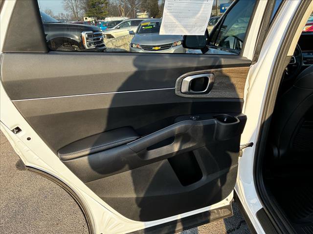 Used 2022 Kia Sorento X-Line EX image 21