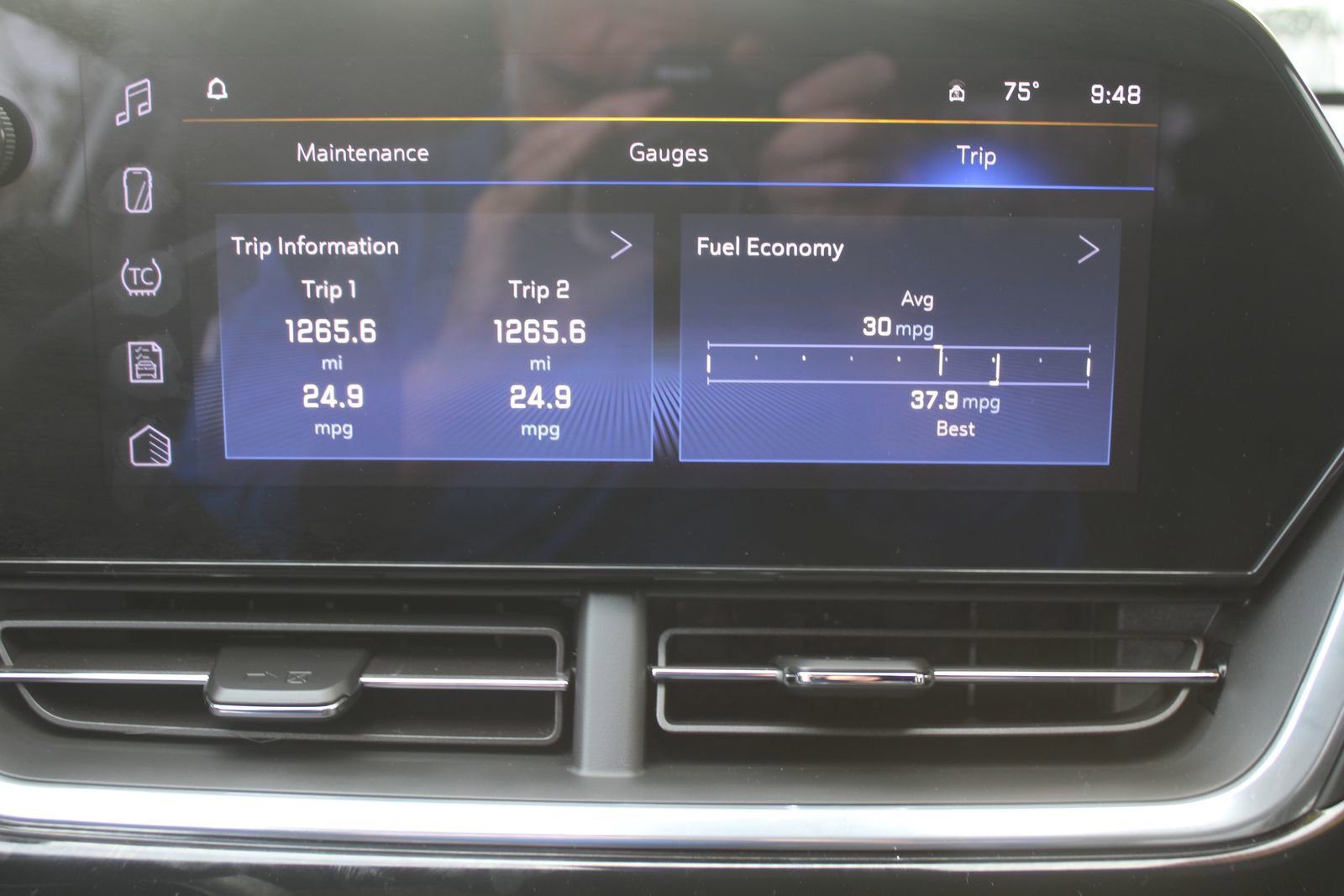 Used 2024 Chevrolet Trax RS image 42