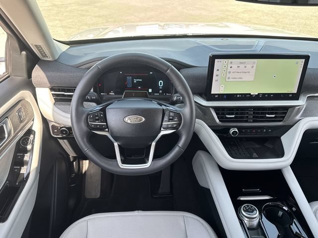 Used 2025 Ford Explorer Platinum w/ Ultimate Package AWD/4WD image 14