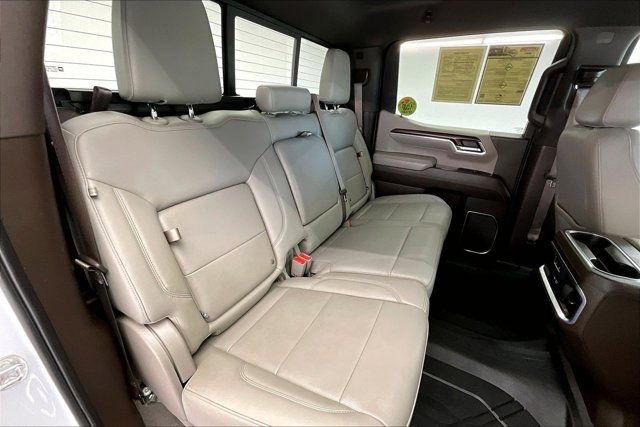 Used 2022 GMC Sierra 1500 SLT w/ SLT Premium Plus Package image 18
