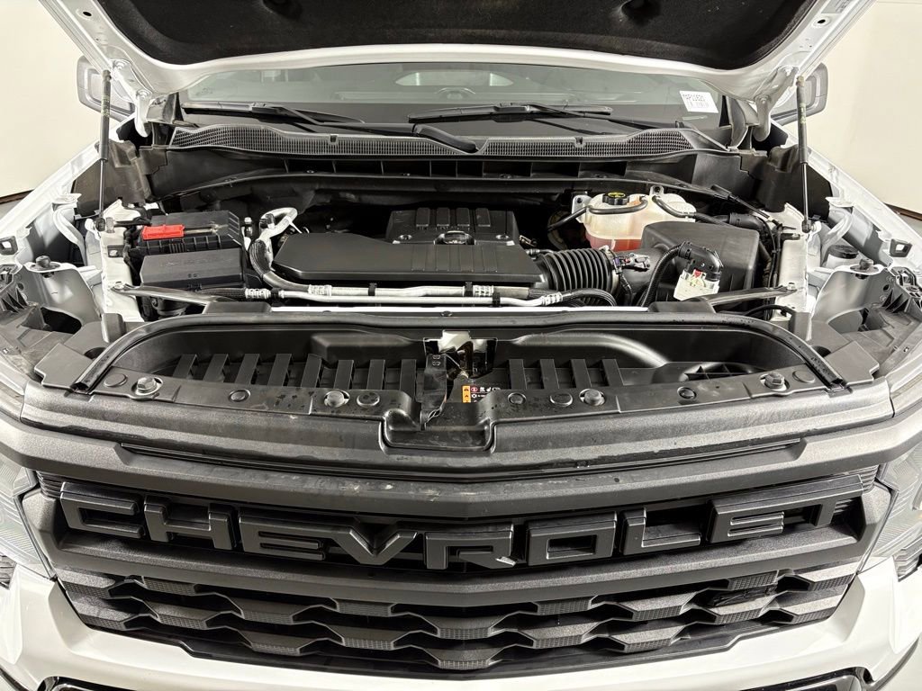 Used 2024 Chevrolet Silverado 1500 Custom Trail Boss w/ LPO, Dark Essentials Package image 44