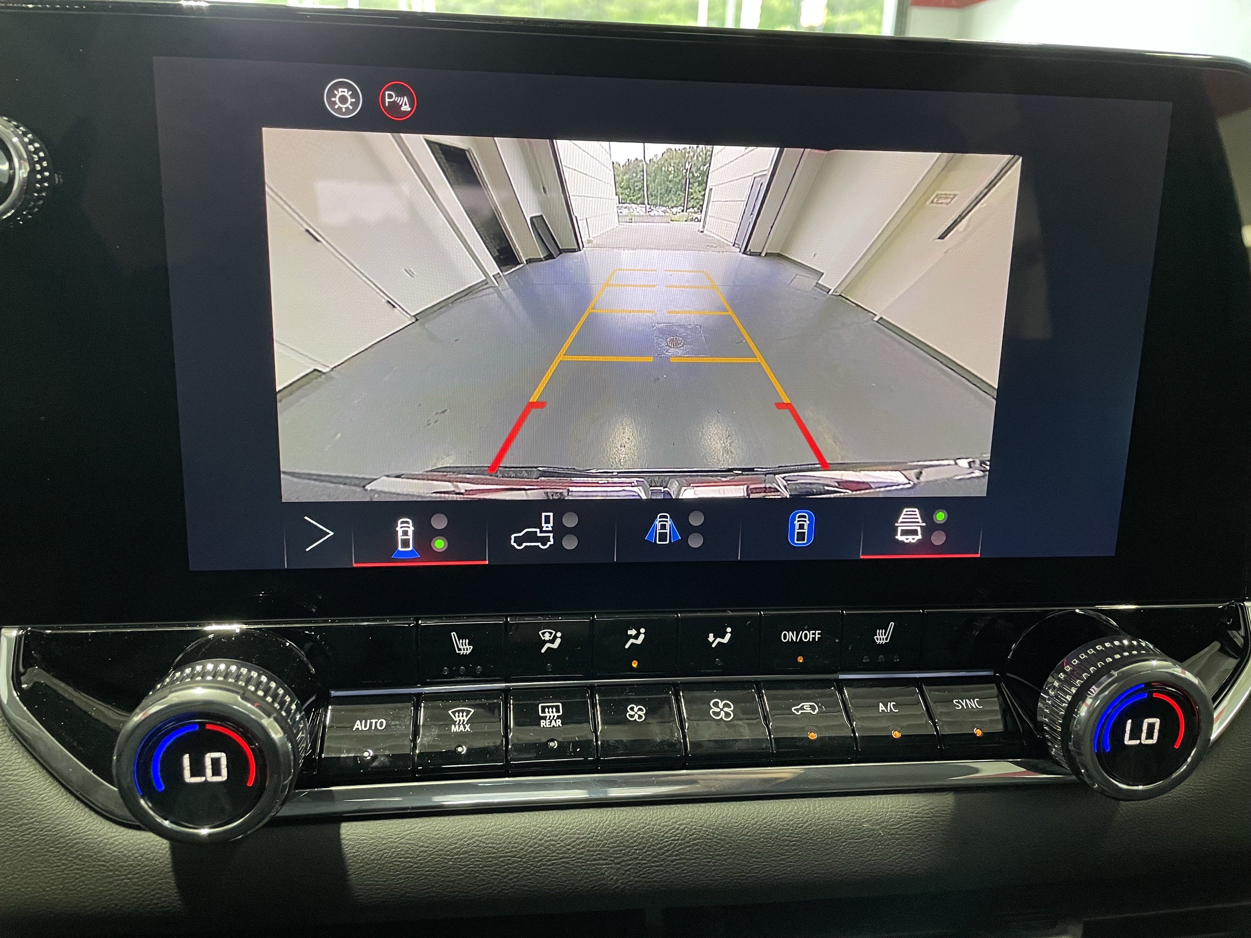 New 2026 GMC Canyon Elevation w/ Convenience Package RWD image 16